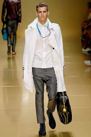 Look 18